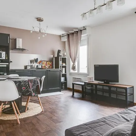 L'amarillo アパート